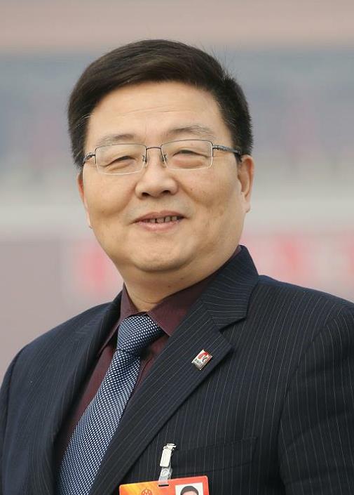 全国人大代表肖伟：建议加快中药防治重大病毒感染性疾病创新药物研发